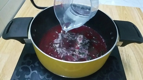 Cách nấu xôi nếp lá cẩm bằng nồi cơm điện thơm ngon 3